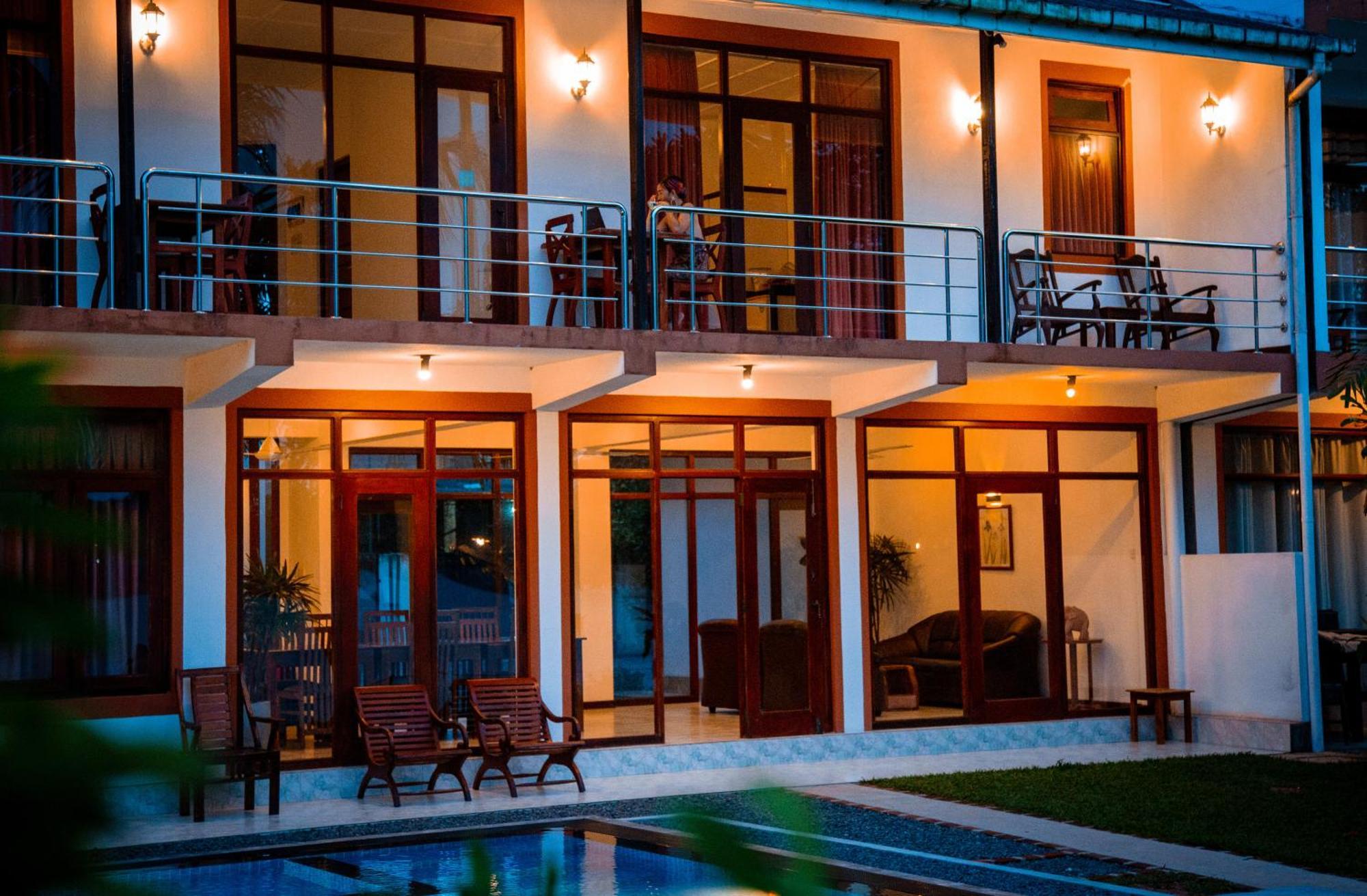 Riverside Inn Fuji Бентота Экстерьер фото